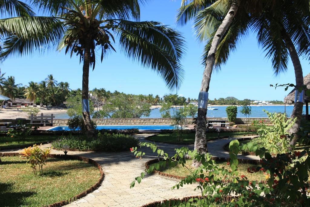 Ambondrona  Ylang Hotel מראה חיצוני תמונה