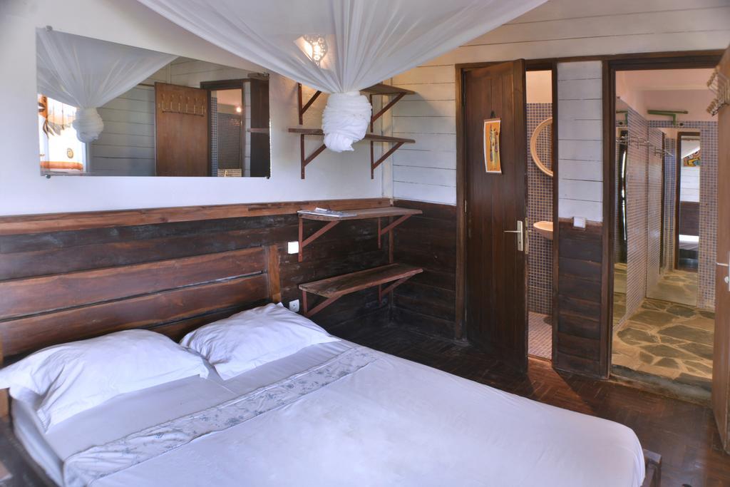 Ambondrona  Ylang Hotel מראה חיצוני תמונה