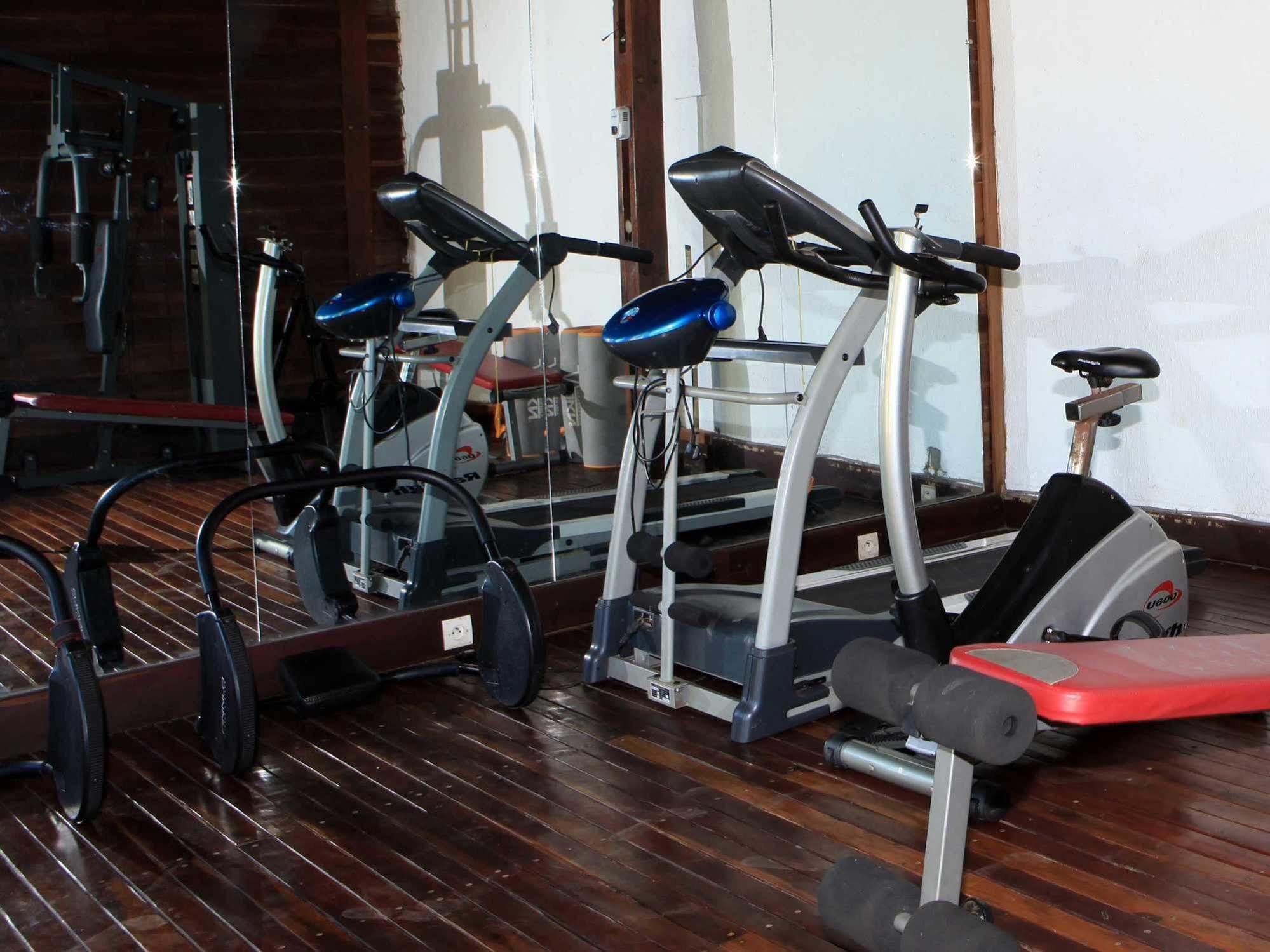 Ambondrona  Ylang Hotel מראה חיצוני תמונה